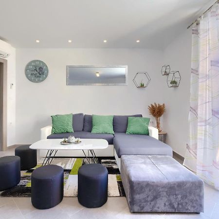 Apartment Joy By Interhome Pula Eksteriør billede