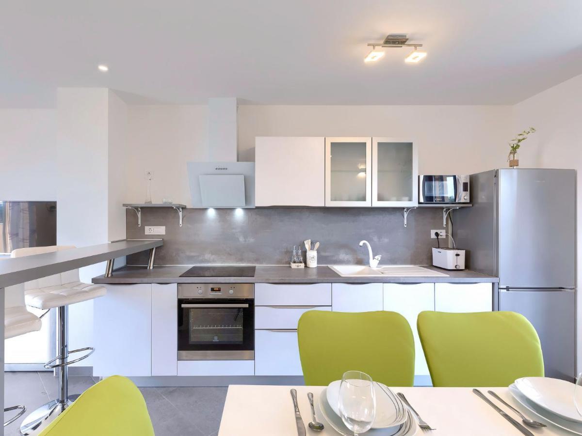 Apartment Joy By Interhome Pula Eksteriør billede