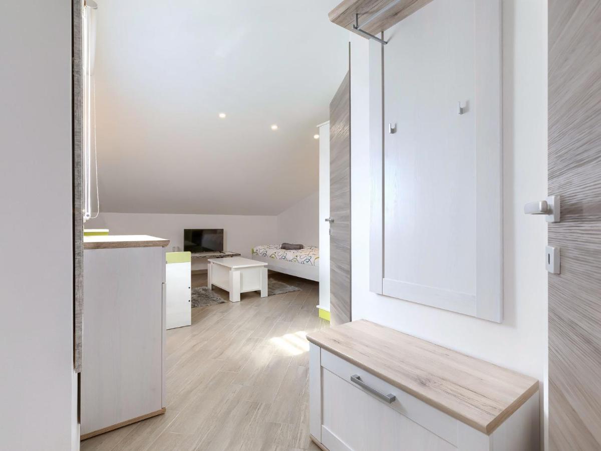 Apartment Joy By Interhome Pula Eksteriør billede